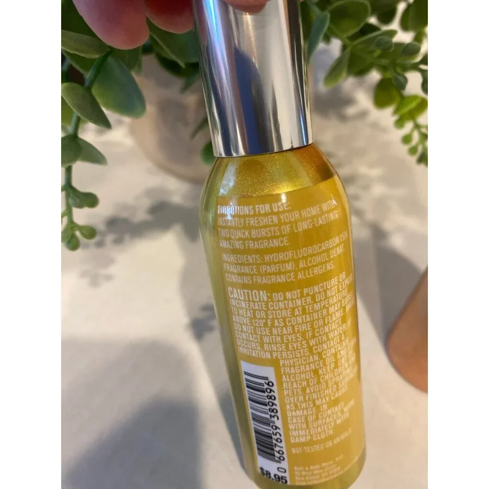 Bath & Body Works “Poolside Cabana & “Sparkling Summer” 2 New Room Sprays